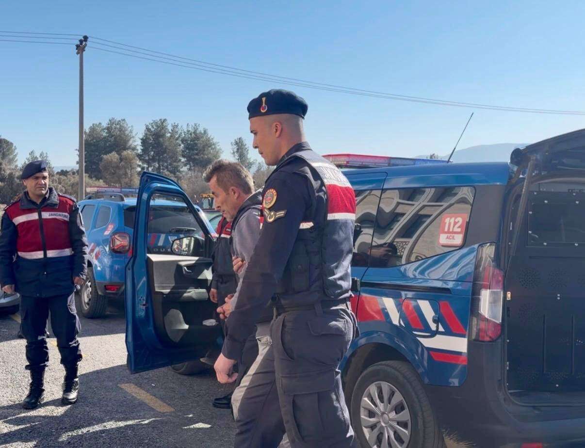 Muğla’da 8 Mart Kadınlar Gününde Eşini Bıçaklayarak Öldüren Koca Adliyeye Sevk Edildi 2